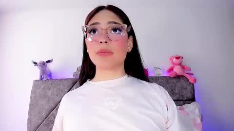 Valentina online show from December 8, 1:58 pm