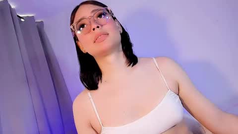 Valentina online show from March 8, 9:40 pm