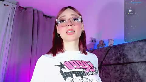 Valentina online show from January 17, 1:35 am