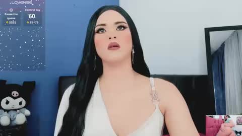 Snapshot of valentina_princess_ chatting on October 17, 5:22 am valentina_princess_ online show from October 17, 5:22 am