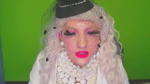 vanesacrossdresser online show from February 9, 5:08 am