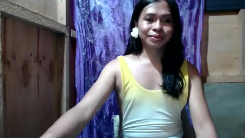 Snapshot of vannah_locca chatting on February 4, 6:46 am vannah_locca online show from February 4, 6:46 am