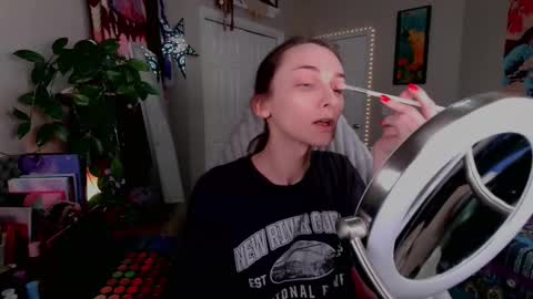 Violet Weatherbee online show from February 12, 9:01 pm