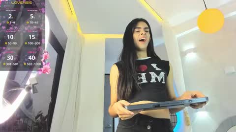 VENUS online show from February 15, 12:01 pm