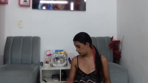 vickyxdany online show from February 2, 5:37 pm