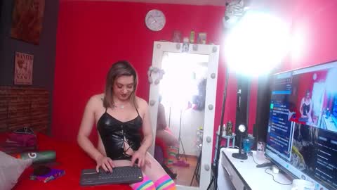 Isabella  online show from November 12, 2:27 pm