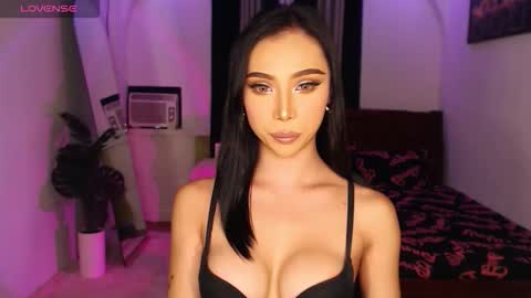 Snapshot of viperxcx chatting on October 19, 8:17 am marga online show from October 19, 8:17 am