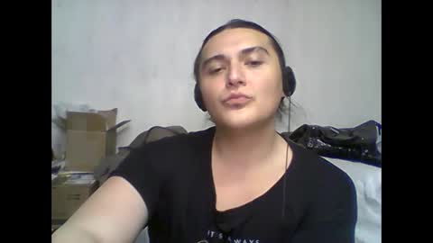 Snapshot of virgorian_enigma chatting on December 30, 5:15 am priscilla online show from December 30, 5:15 am