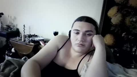 priscilla online show from April 2, 7:39 am