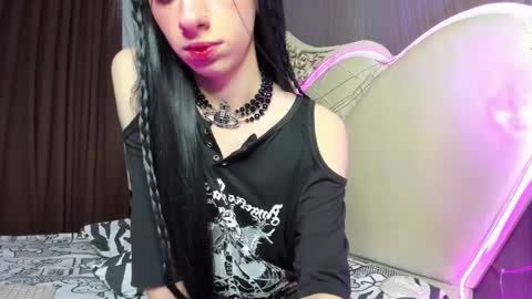 Vivian online show from February 26, 3:21 am