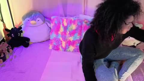 Venus  Vanessa online show from March 16, 6:06 am