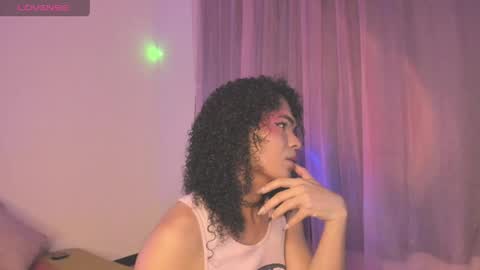 Venus  Vanessa online show from April 6, 1:48 am