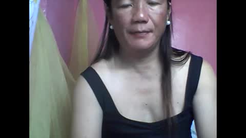 Snapshot of wild_sunflower11 chatting on December 27, 10:05 pm wild_sunflower11 online show from December 27, 10:05 pm