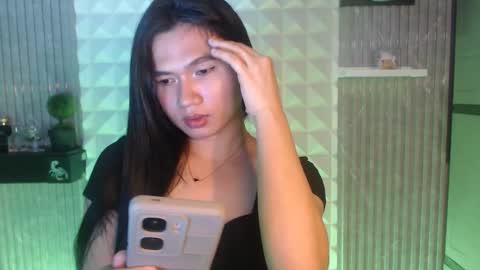 Andrea Sofie online show from March 3, 6:59 pm