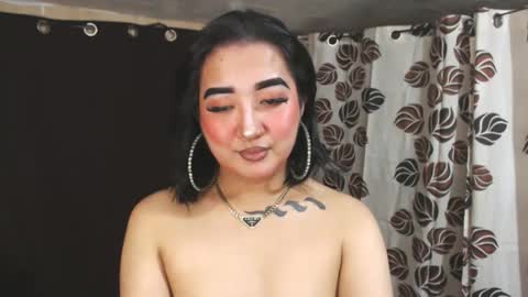 Snapshot of xasianempressx chatting on January 13, 8:58 pm Nira   NOT INTO CHEAP GUYS  online show from January 13, 8:58 pm