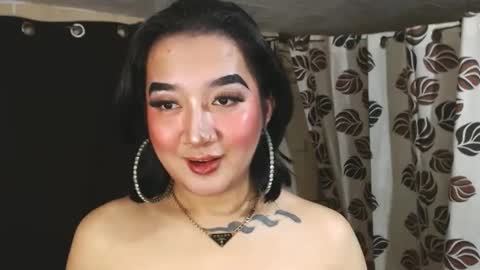 Snapshot of xasianempressx chatting on February 3, 10:54 pm Nira   NOT INTO CHEAP GUYS  online show from February 3, 10:54 pm