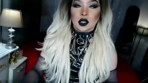 Snapshot of xdirtyflirtyx chatting on October 11, 5:15 pm Zhavia online show from October 11, 5:15 pm