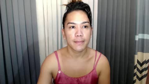 GWEN THOMPSON .......   online show from February 2, 1:34 am