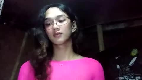 Snapshot of xxgoddessofsatisfactionxx chatting on January 4, 6:30 pm Sophie online show from January 4, 6:30 pm