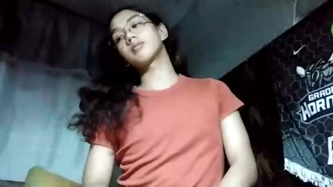 Snapshot of xxgoddessofsatisfactionxx chatting on January 5, 6:02 pm Sophie online show from January 5, 6:02 pm