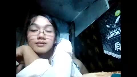 Snapshot of xxgoddessofsatisfactionxx chatting on February 2, 12:57 pm Sophie online show from February 2, 12:57 pm
