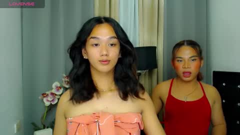 Snapshot of xxgoddessofsatisfactionxx chatting on February 27, 5:04 pm Sophie online show from February 27, 5:04 pm