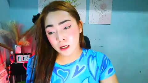 xxmiahot online show from June 11, 1:53 pm