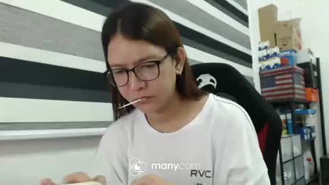  Kaycee  online show from January 18, 9:54 pm