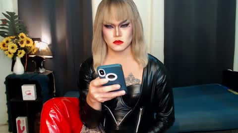 QueenMarina online show from January 12, 7:42 pm