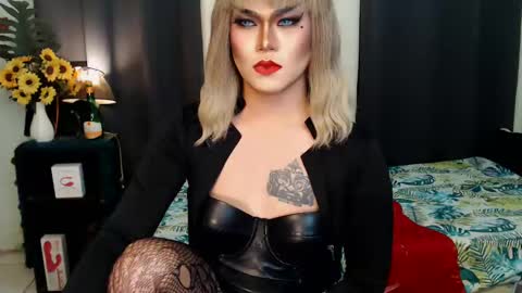 QueenMarina online show from January 16, 9:19 pm