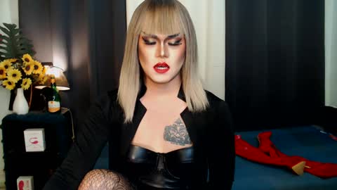 QueenMarina online show from February 24, 2:37 pm