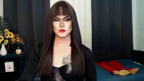 QueenMarina online show from March 7, 2:22 am