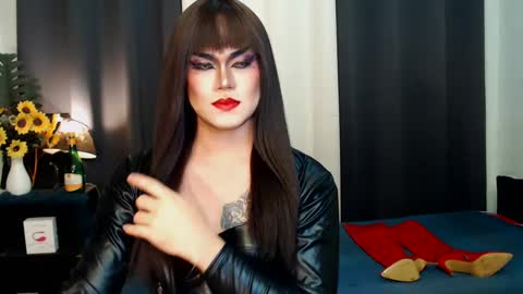 QueenMarina online show from March 9, 12:21 am