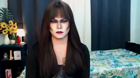 QueenMarina online show from September 14, 6:01 pm