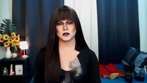 QueenMarina online show from October 1, 6:47 am