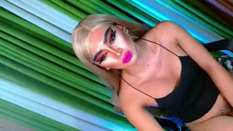 miss yasii online show from September 30, 8:20 pm