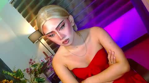 miss yasii online show from March 19, 6:52 pm