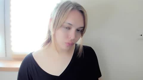 yomoyoo online show from February 23, 9:22 am