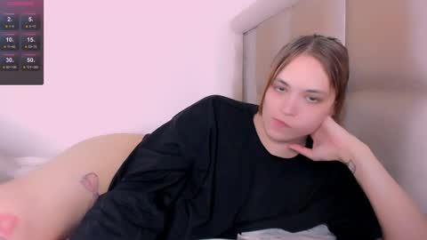 yomoyoo online show from March 15, 5:38 pm