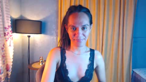 Snapshot of your_dirty_little_secret_ chatting on December 9, 9:58 pm Alexa online show from December 9, 9:58 pm
