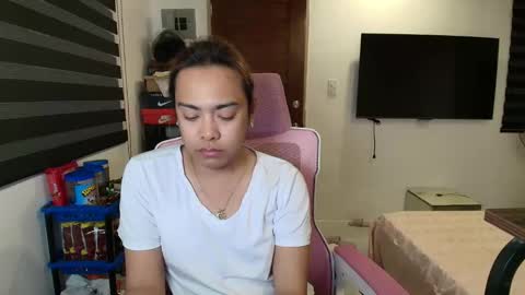 your_dreamgirlxxx69 online show from March 10, 10:52 am