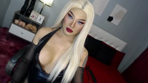 TRICXIEBELLE online show from November 5, 10:53 pm