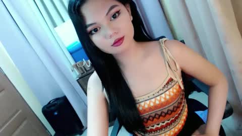 Snapshot of yourangelictransgirl chatting on December 13, 11:50 pm Hi its me Yna online show from December 13, 11:50 pm