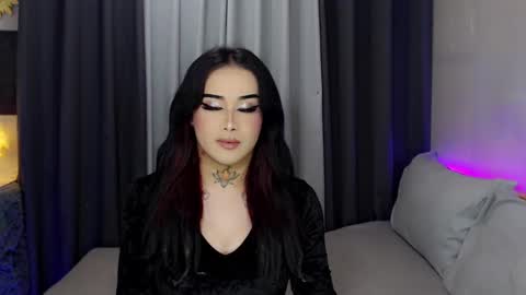 kim online show from February 7, 11:23 am