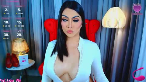 Goddess online show from May 18, 11:27 am