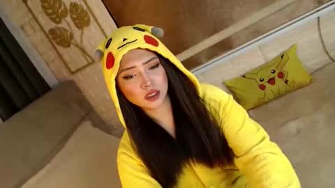 JEN  online show from January 8, 12:53 pm