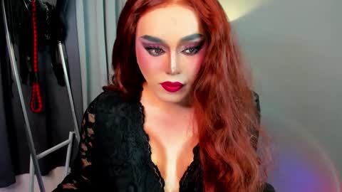 Snapshot of yourfiercemistress chatting on February 2, 2:06 am not into STINGY and CHEAP people online show from February 2, 2:06 am
