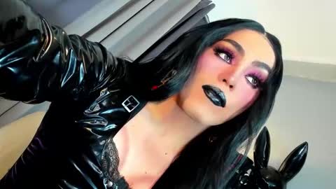  not into STINGY and CHEAP people online show from March 31, 3:52 am