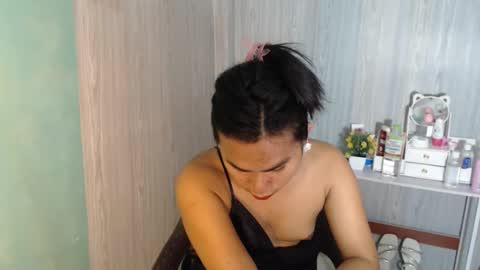 Mauie  online show from October 22, 5:31 am