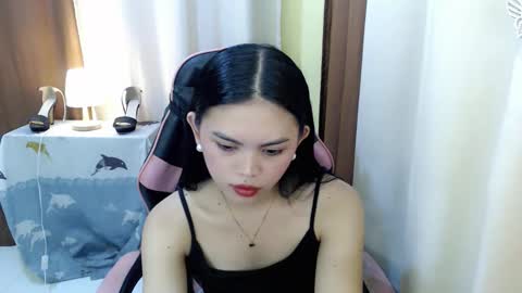 Snapshot of yourlovelytranspinay chatting on September 20, 3:23 am your lovely Dina online show from September 20, 3:23 am